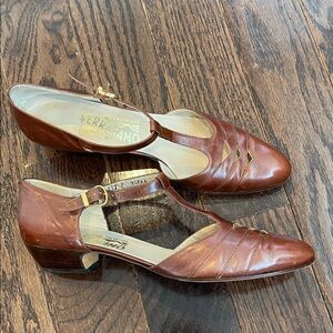Vintage Ferragamo Brown Leather T-Strap Heels Size 9 1/2